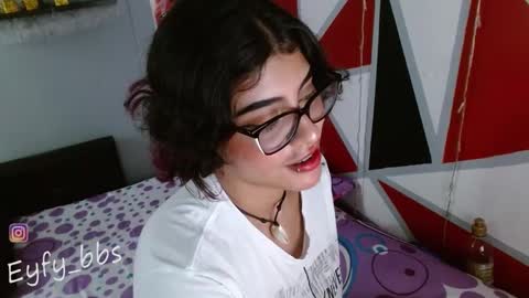 Snapshot of eyfy_bbs chatting on 12.11.24 Nadia online show from 12.11.24