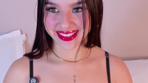 Snapshot of eymicooper chatting on 01.28.25 eymicooper online show from 01.28.25