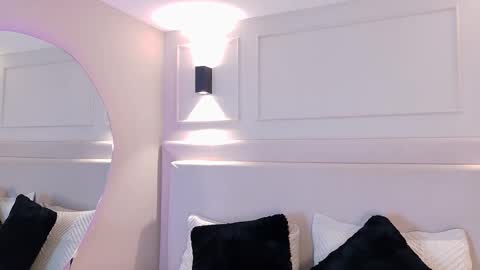 Snapshot of eymicooper chatting on 11.08.25 eymicooper online show from 11.08.25