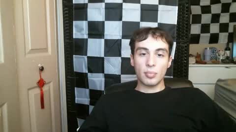 Ezra Naamah online show from 01.07.25