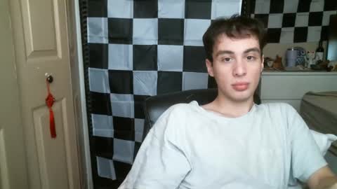 Ezra Naamah online show from 01.11.25