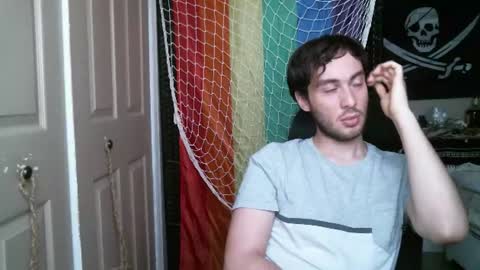 Ezra Naamah online show from 07.01.26