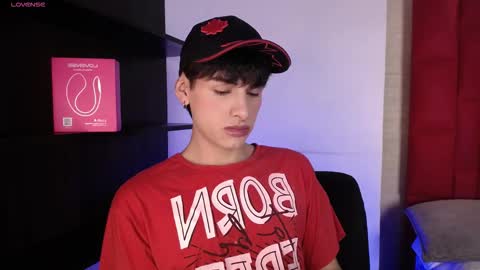 Snapshot of ezra_storm chatting on 09.29.25 Juan online show from 09.29.25