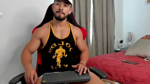 Ezzio Scolaro online show from 02.15.26