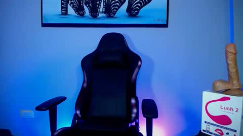 Snapshot of fabilatindick20 chatting on 02.21.26 Fabian online show from 02.21.26