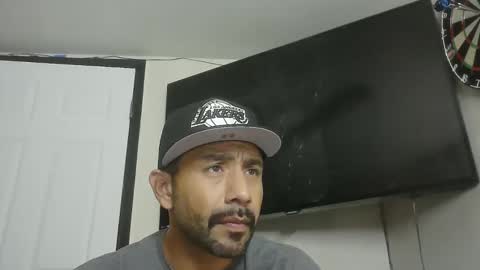 Snapshot of faded805 chatting on 11.08.25 Mark online show from 11.08.25