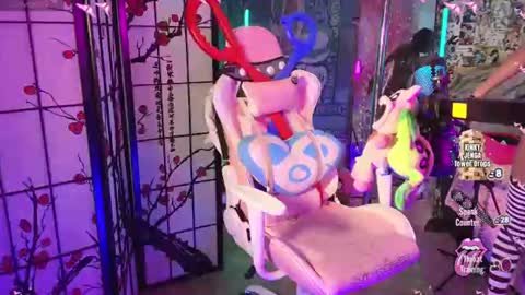 Fae and Cheta online show from 07.06.26