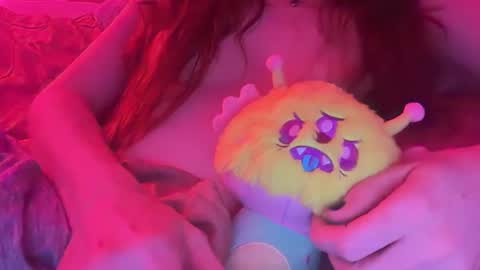 Faewildz online show from 09.17.25