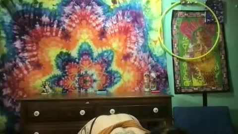 Snapshot of faexoxoxo chatting on 11.17.25 Fae online show from 11.17.25