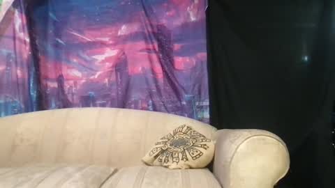 Snapshot of faexoxoxo chatting on 11.18.25 Fae online show from 11.18.25