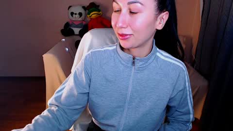 Snapshot of fairy_elli_hot chatting on 01.20.25 Elli online show from 01.20.25