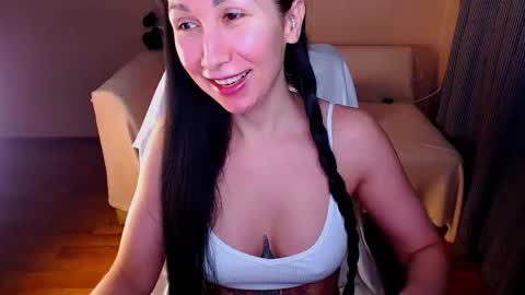 Elli  online show from 09.27.25