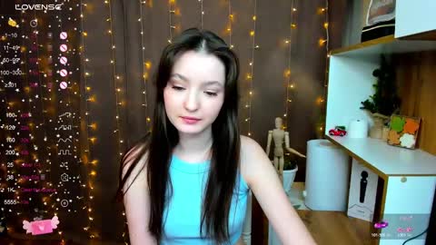 Snapshot of fairy_m00n chatting on 12.20.24 Kate online show from 12.20.24