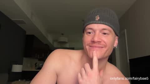 Travis online show from 11.28.25