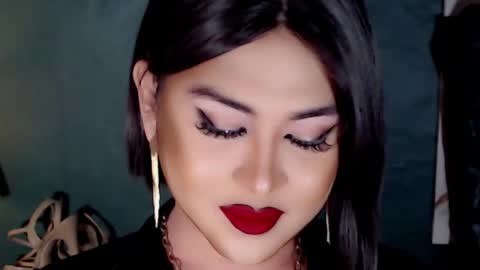 CLAUDIA VALVALERA online show from 04.25.26