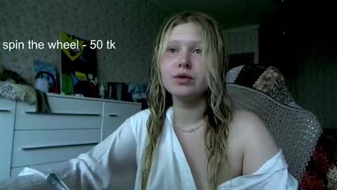 Arisha online show from 09.18.25