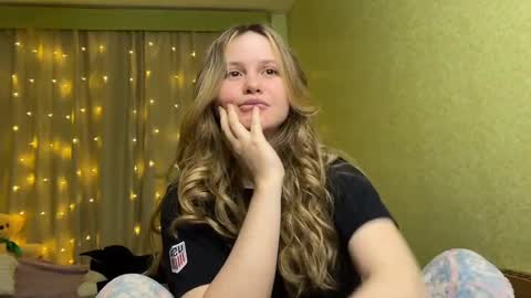 Snapshot of fairyilona chatting on 12.24.24 Ilona online show from 12.24.24