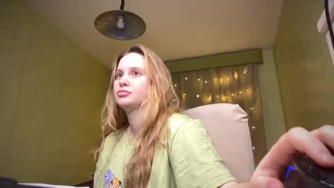 Snapshot of fairyilona chatting on 01.17.25 Ilona online show from 01.17.25