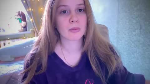Snapshot of fairyilona chatting on 02.12.25 Ilona online show from 02.12.25