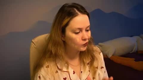 Snapshot of fairyilona chatting on 09.20.25 Ilona online show from 09.20.25