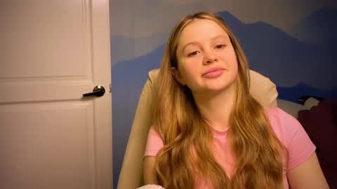 Snapshot of fairyilona chatting on 10.20.25 Ilona online show from 10.20.25
