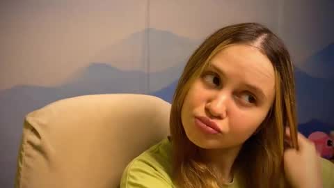 Ilona online show from 12.21.25