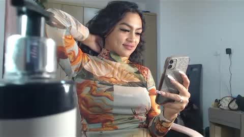 fairylatin online show from 12.28.24