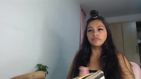 fairylatin online show from 01.04.25