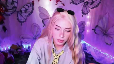 Snapshot of fairywhore chatting on 09.15.25 Jackie Cosplayer online show from 09.15.25