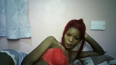 faizah_ online show from 04.30.26