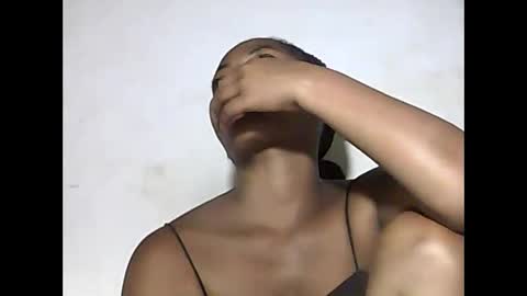 Snapshot of falielyse chatting on 10.06.25 falielyse online show from 10.06.25