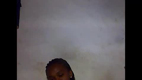 Snapshot of falielyse chatting on 10.07.25 falielyse online show from 10.07.25