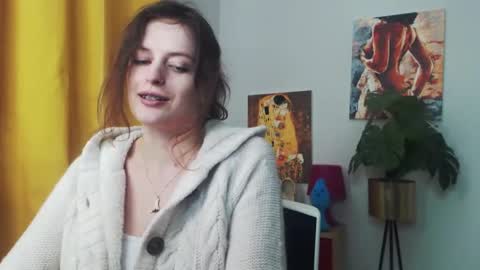 Nadine online show from 01.08.25