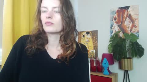 Nadine online show from 09.23.25