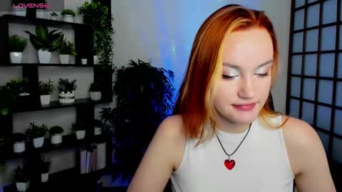 Snapshot of fane_stain chatting on 10.05.25 Merida but you can call me Ida online show from 10.05.25