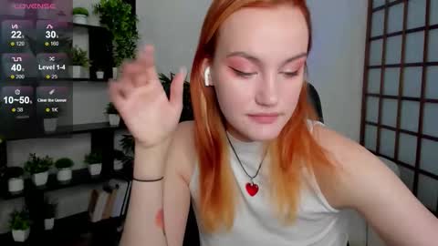 Snapshot of fane_stain chatting on 10.12.25 Merida but you can call me Ida online show from 10.12.25