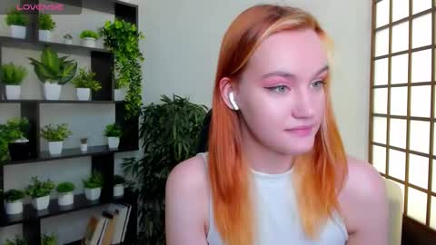 Snapshot of fane_stain chatting on 10.19.25 Merida but you can call me Ida online show from 10.19.25