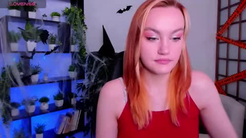 Snapshot of fane_stain chatting on 11.02.25 Merida but you can call me Ida online show from 11.02.25