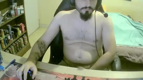 Snapshot of fangtiger chatting on 11.07.25 Kevin online show from 11.07.25