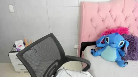 FANNY online show from 12.18.25