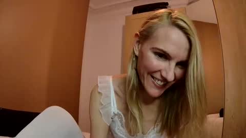 Fanny online show from 12.25.24