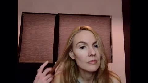 Fanny online show from 01.07.25