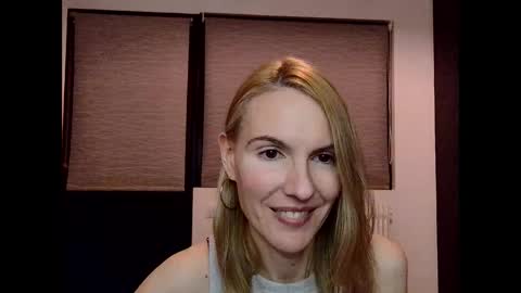 Fanny online show from 01.07.25