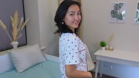 Eva online show from 01.06.25