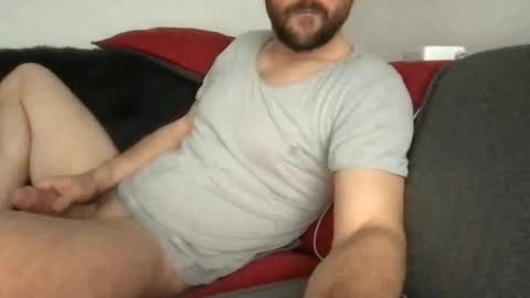 Snapshot of fantacyland chatting on 11.11.25 Alex online show from 11.11.25