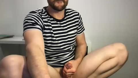 Snapshot of fantacyland chatting on 11.12.25 Alex online show from 11.12.25