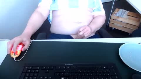 Cardi online show from 11.23.25