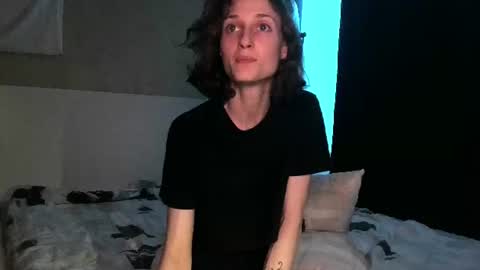 Kira online show from 06.11.26