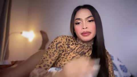 farrahmoanx online show from 06.10.26