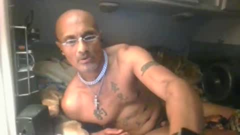 Snapshot of fatheragain8055 chatting on 12.19.25 himthewholetime online show from 12.19.25